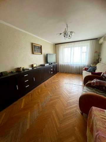 Продаж 3к квартири. Сортувальна 4. Без %.