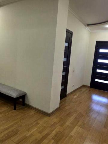 Продаж 3-кв 87 кв.м м. Бориспіль вул. Мічурина