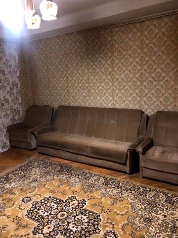 Продається 3х кімнатна квартира.Метро Виставковий Центр, проспект Голосіївський,91