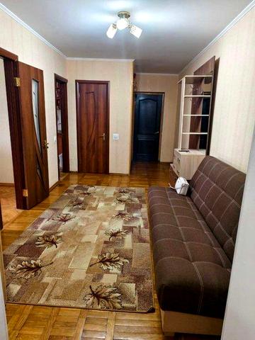 Здається  3к квартира пр. Володимира Івасюка 20А, зі сховищем.