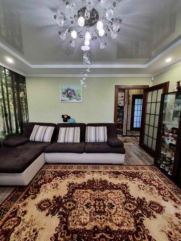 Продам 3 кімн. квартиру з КАПІТАЛЬНИМ РЕМОНТОМ. 2/9 цегл. 60000