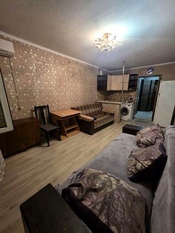 Здам кв Низ Кирова(Вул.Володимира Антоновича 10б)1комната