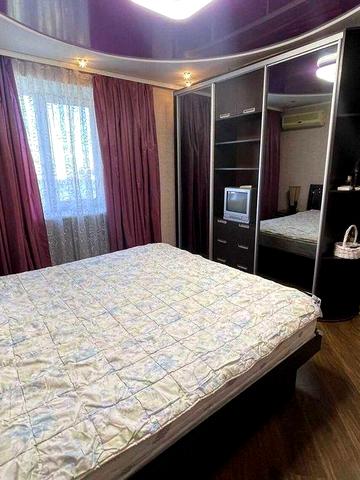 Оренда 2к квартири на вул. Панікахи 36