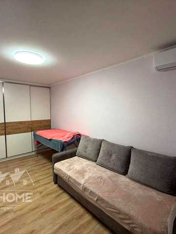 Продаж 3к квартири, вул. Здолбунівська, 11, м. Київ