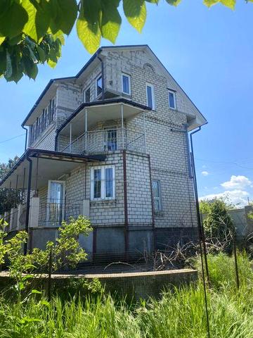 Продам уютную 3-этажную дачу в Кошарах с видом на Тилигульский лиман.