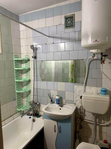 Продам 2-х кімнатку квартиру
