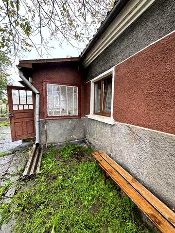 Продається цегляний будинок в  с. Жвирка