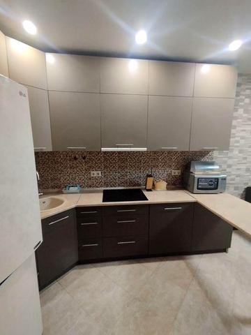 Оренда 1 кім, Варшавський,, Олеся 29а