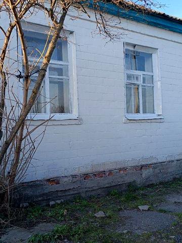 Продам дом в центре п.Андреевка