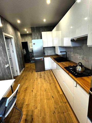Оренда 1к. кв-ри ЖК Family-2 вул. Сімейна,3 45м2 2-й поверх Мегамаркет