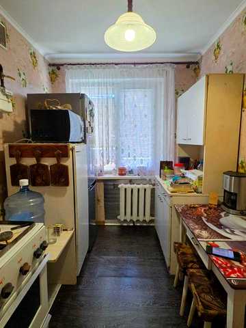 Продается двухкомнатная квартира по проспекту Мира