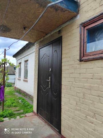 Продається пів будинку, р-н Сорочинці