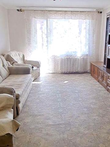 Продам 2 комнатную квартиру ул.Рабочая 73.