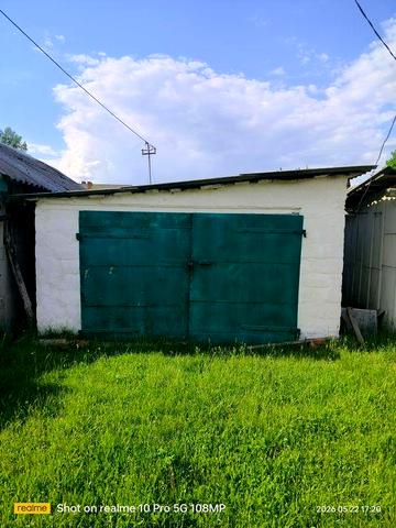 Продам 2-х кімнатну квартиру в м.Корюківка Чернігівської області  загальною площею 54 м. кв. т .095-547-9807