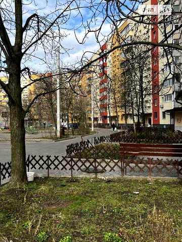 Продаж 3к Квартира Парус масив