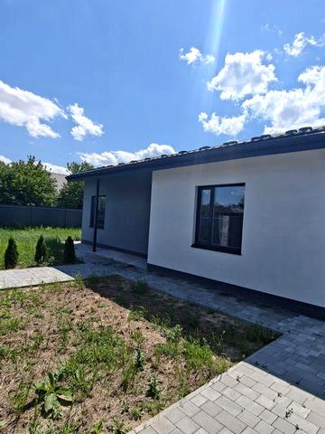 Продам будинок 9 на 12 метрів в Рожівці