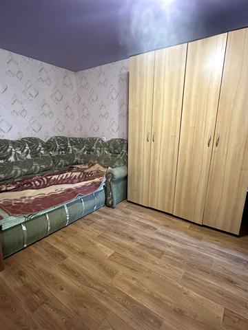 Космонавтів вул., 58
