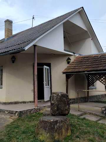 Ціну знижено! Продам будинок під магазин або апартамент