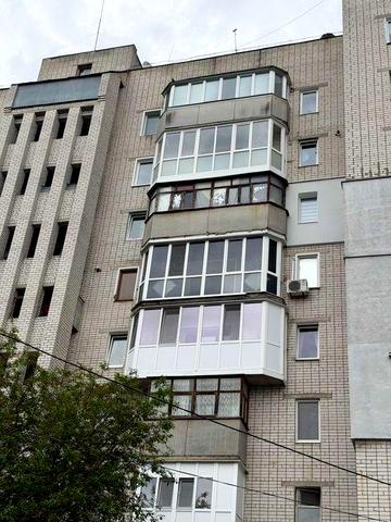 В центрі міста Прилуки по вулиці Коптєва,10 продам 1-кімнатну квартира
