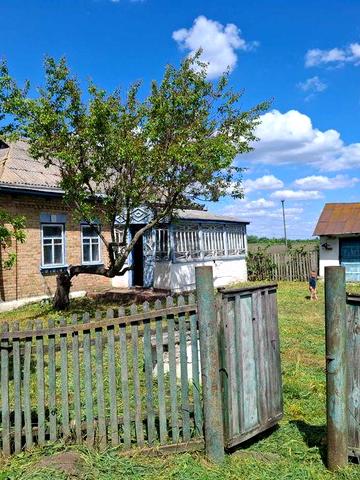 Продається будинок с. Козацьке Чернігівська  обл.