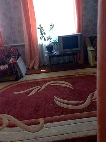 Оренда трикімнатної частини будинку в передмісті Вінниці. Зарванці.Все в описі.