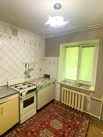 Продаж 1о кімнатної квартири Нагірна частина біля 18 школи