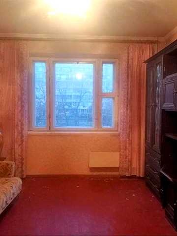 Продам 3-х кімнатну квартиру Вербицкого 22/1 метро Харківська 5 хвилин