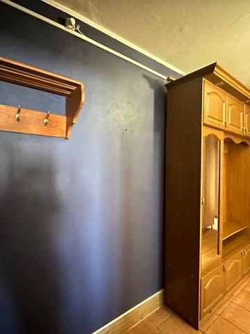 Продам 3-кімнатну квартиру 66 м2.  Район 12 школи .