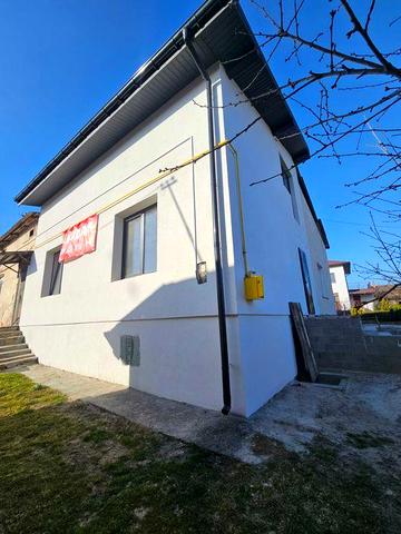 Продаж 1/3 будинку в центрі Яворова