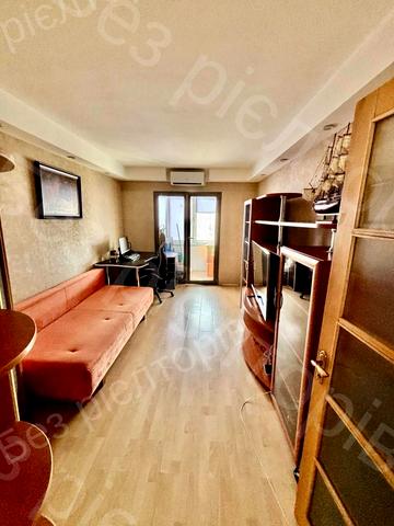 None 69800 USD