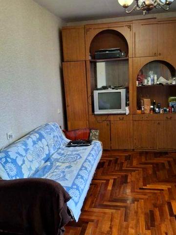 Продаж великої однокімнатної квартири 16000$.