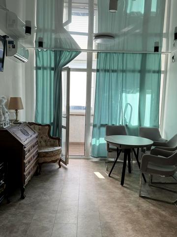 None 165000 USD