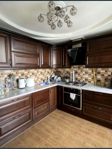 None 175000 USD
