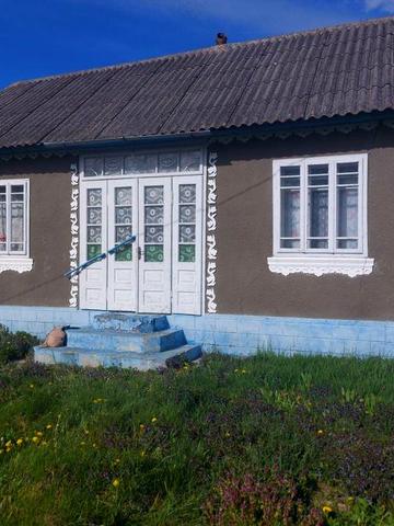 Продам будинок в селі Долиняни Чернівецької області