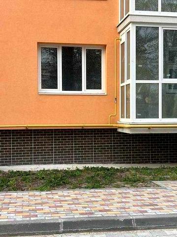 Продам  квартиру на 1п, 2К, нова на Злуки,25.  Або під бізнес.Обмін ЖК Злуки ,25Б