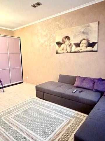 Продаж 3к Квартира Космічна вулиця