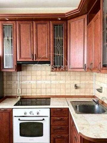 Продам 2 к вул  Рональда Рейгана 6 а   Троєщина