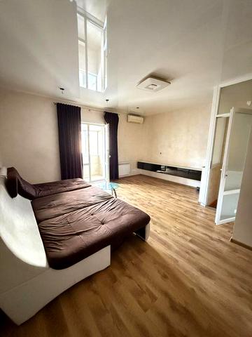 Дворівнева квартира 55 м² з ремонтом, Автономне опалення