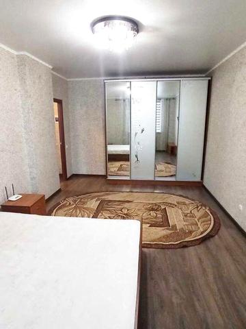 Оренда  однокімнатної квартири в новобудові по вул. Миколайчука (97 школа).