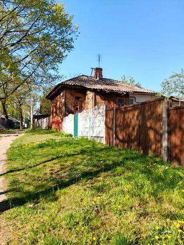 ДУЖЕ ВИГІДНА ПРОПОЗИЦІЯ!Частина будинку+земля,свій двір та адреса!5Кутів!