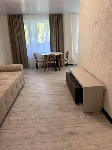 2 кімнатна квартира Олександрійський бр 103