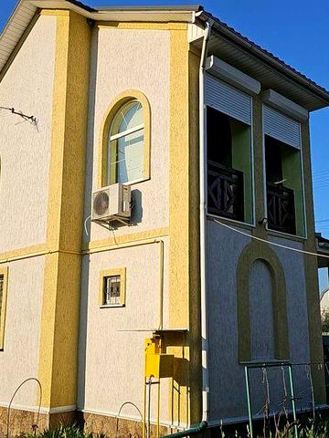 Будинок для тих то хоче тиші, смачного лісового повітря, с. Коржі Є відеоогляд