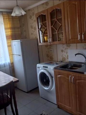 Оренда 1к невеликого будиночку  Старе місто