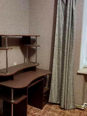 Продаж 3к Квартира Незалежності (Суворова) вулиця