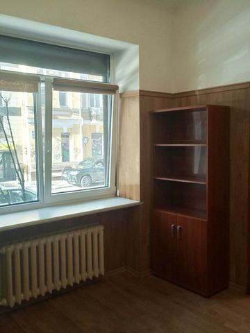 Велика Житомирська вул., 17/2
