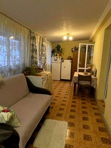 Продам 3 кімнатну  квартиру Поляна Закарпаття