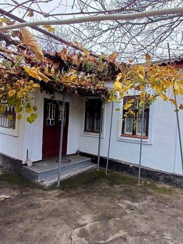 Ціну знижено! Продам будинок район 8 школи