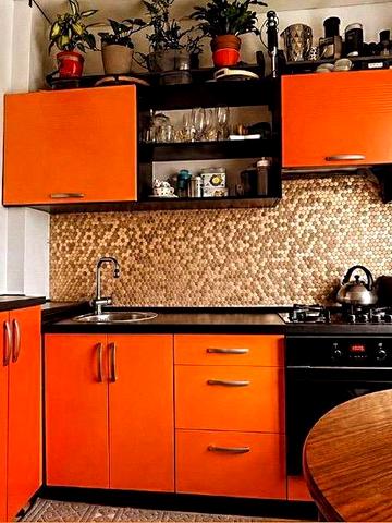 Продам 2к. квартиру Проспект Красной калины 35 .