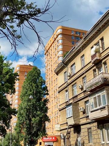 Олександра Свіща вул., 45