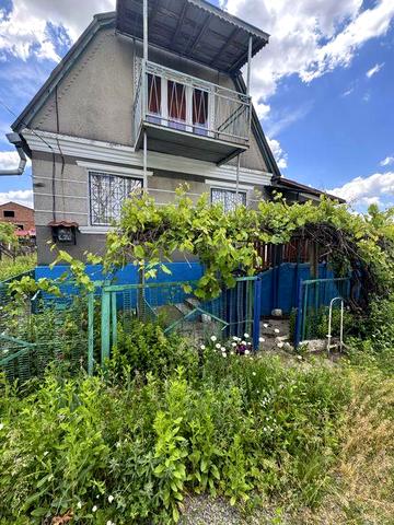 Породам дачу перша лінія до річки Дністер
